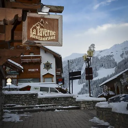 Szálloda La Taverne *