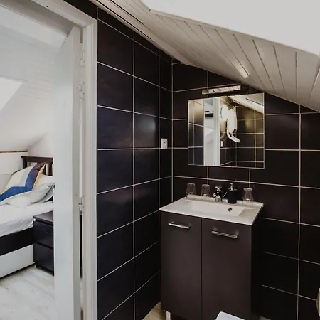 Szálloda La Taverne *